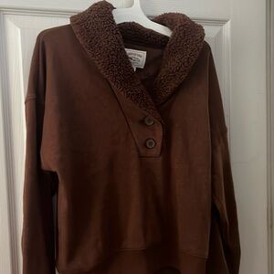 American Eagle Sweatshirt